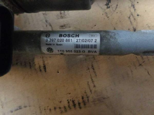 MOTEUR D ESSUIE GLACE AVANT GAUCHE VW TOURAN - Vue 3